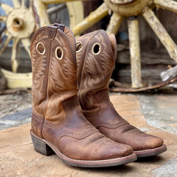 Ariat western boots - Picture 2 of 3